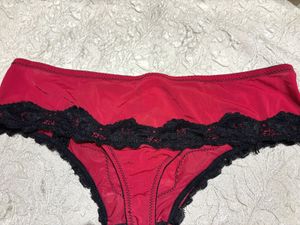 Red &amp; Black Lace Panty