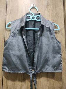 Sleeveless Tie Up Jacket