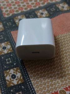 Apple 20W charger