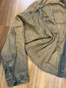 Distress Y2K Denim Jacket 😭