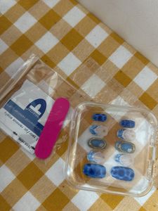 Blue Floral Press-On Nails