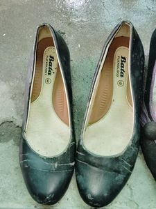 1 Bata Heels &amp;  Barbie Combo
