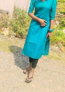 V-neck Kurta