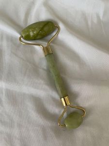 original jade roller💚🌿