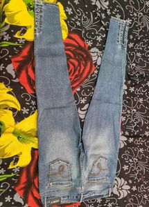 Blue Skinny Distressed Women Jeans