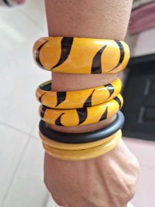 Chic Yellow &amp; Black Bangle Set