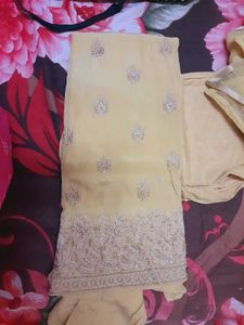 Newly stiched suit set with dupatta