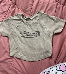 Graphic Print Crop Top (baby tee)