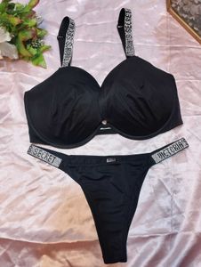 Victoria&#39;s Secret Lingerie Set