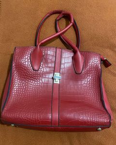Red Tote Bag With Pouch