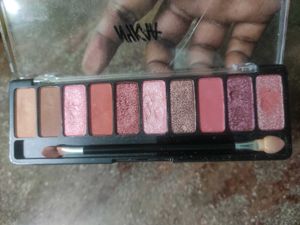 Nykaa Eyeshadow Palette