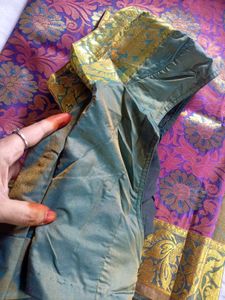 South Indian Pattu Saree/Silk Saree Expensive Zari