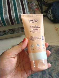 Hydrating Cleanser