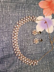 Elegant Necklace & Earring Set