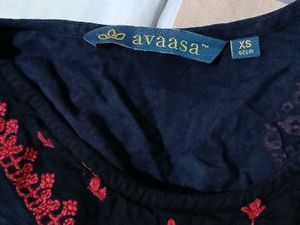 Avaasa Embroidered Black Kurta (xs)