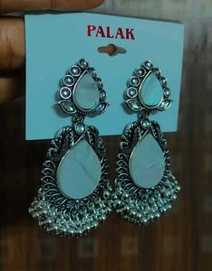 Palak Silver Oxidized Earrings🤍