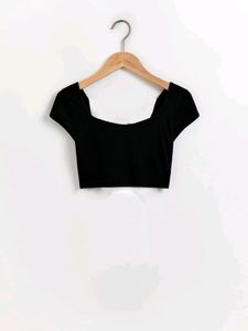 🇨🇦 Zaful Stracheble Black Crop Top
