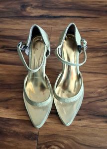 Gold Pointed Strapped Heels
