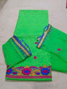 Parrot All Over Suit 5 M Base