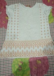 Cute patterned top