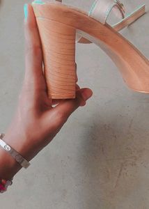 Woven Strap Sandals