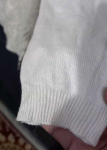 Like New Woolen Top