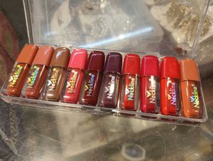 Neckline Lipsticks Nude And Dark Shades For Women