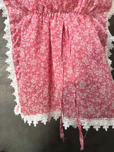 Girl&#39;s Pink Floral Lace Kaftan Frock