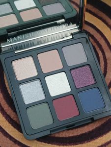 Manish Malhotra Eyeshadow &amp; Face powder