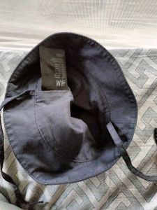 H&amp;M Bucket Har For Infants