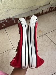 RED CONVERSE SHOES (UNISEX)