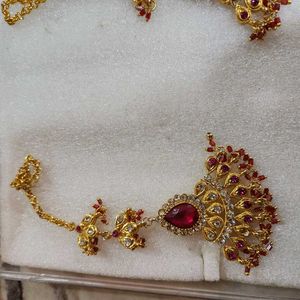 Earring And Mangtikka Set