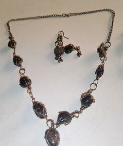 Antic Pebble Stone Necklace 😍