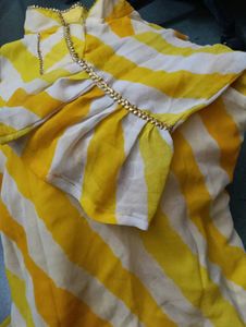 Stylish lehriya Kurta with skirt