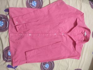 peach clr shirt