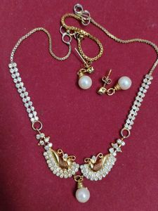 Pearl Necklace &amp; Earring Set