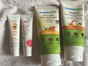mama earth vitamin  c moisturiser, sunscreen