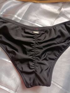 Imported Victoria Secret Set Of Tube Bra