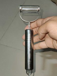 Stainless Steel Vegetable Peeler