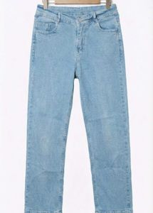 Light Wash Wide Leg Jeans