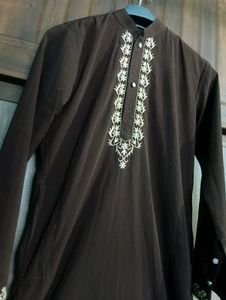 Designer Embroidered Kurta