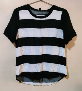 Women Black & White Striped Top