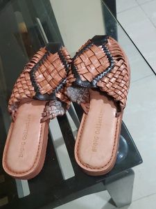 GNew Brand Beautiful Ethnic Slip On
