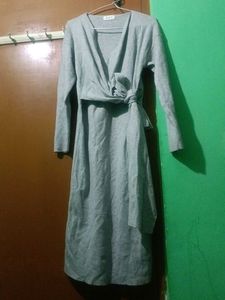 Elegant Grey Knit Midi Dress