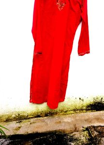 Handwork Chikenkari Red Embroidered Kurta