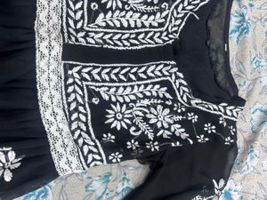 Embroidered Black chikankari kurti