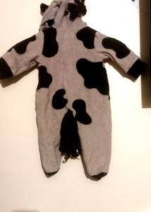 Adorable Cow Costume for Baby