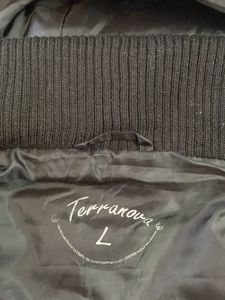 Terranova Stylish Sleeveless Black Jacket With Hoo