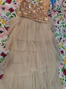 i am selling beautiful dress