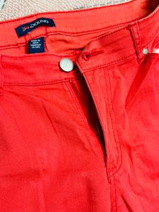 Bold Y2k Red 3/4 Length Denim❤️